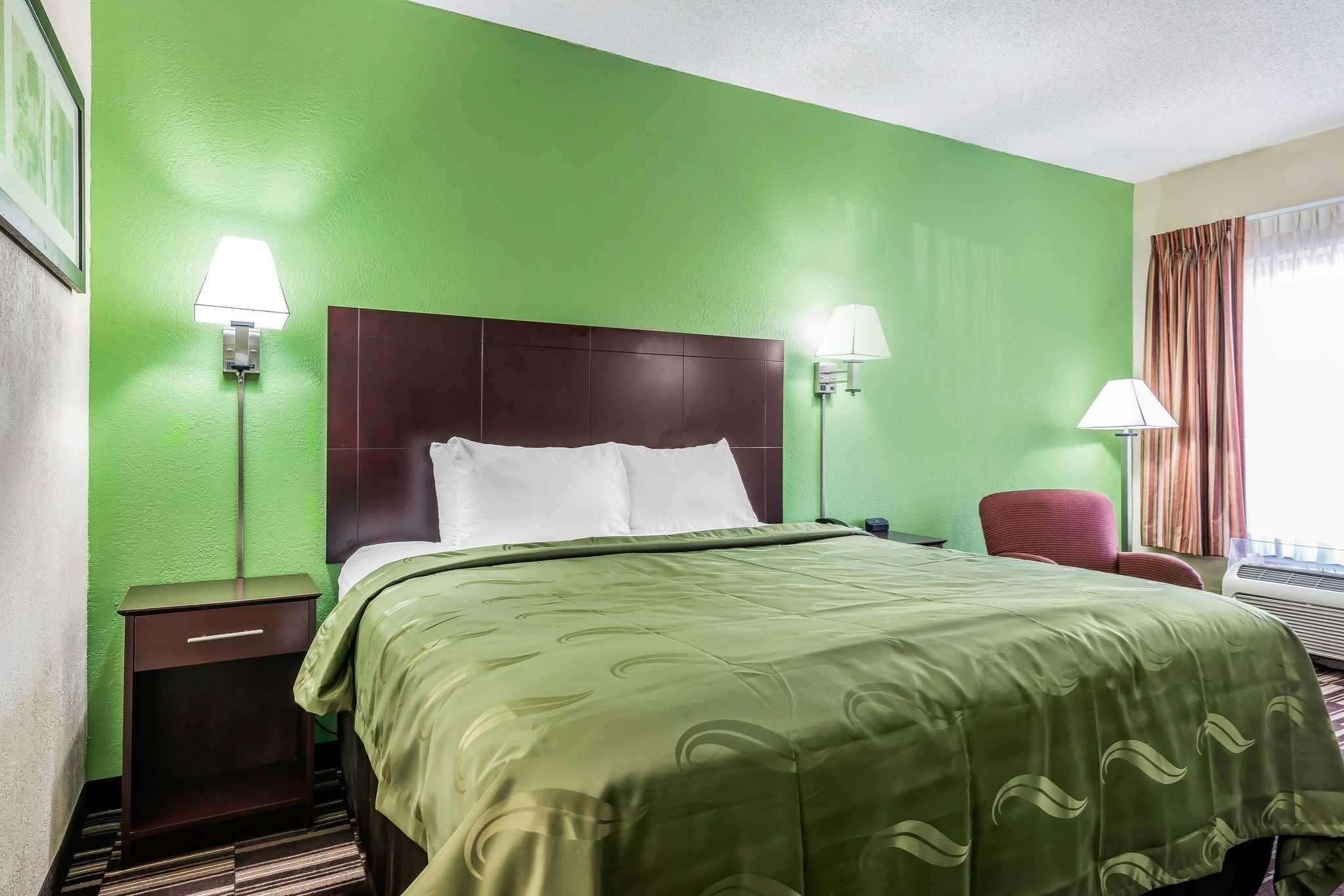 Quality Inn Fort Pierce Exterior photo