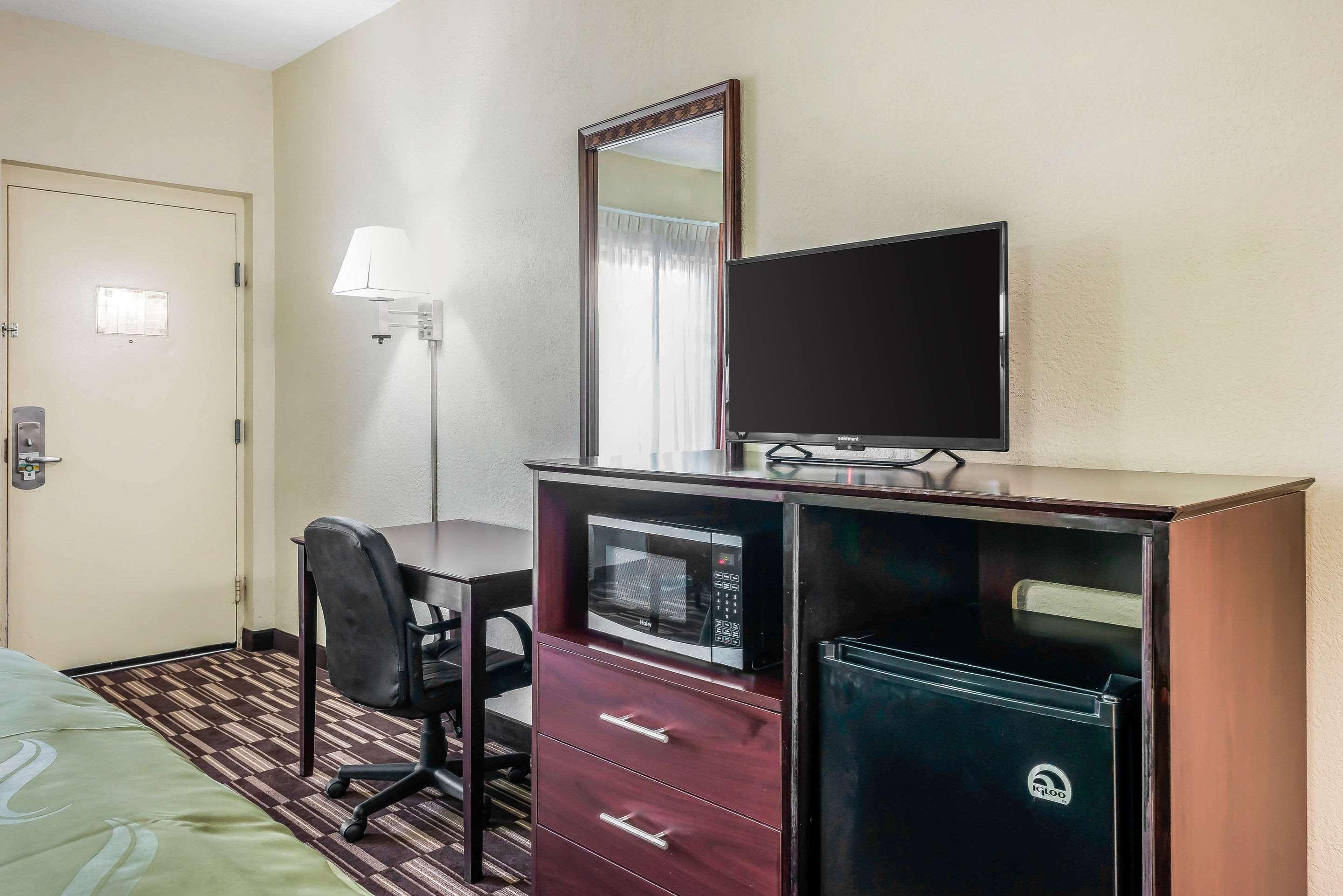 Quality Inn Fort Pierce Exterior photo